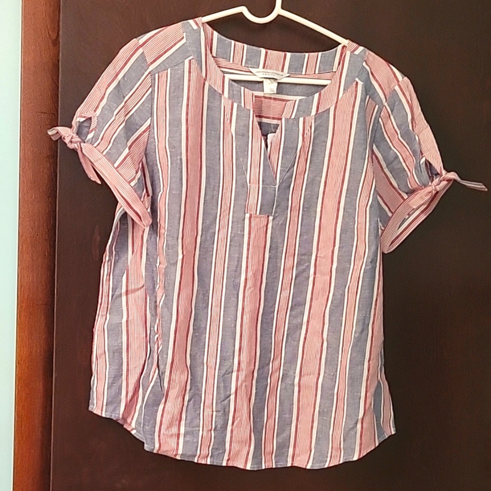 Red and blue striped top.